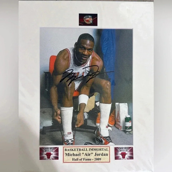 Michael Jordan  autographed 8x10 photo - Picture 1 of 1